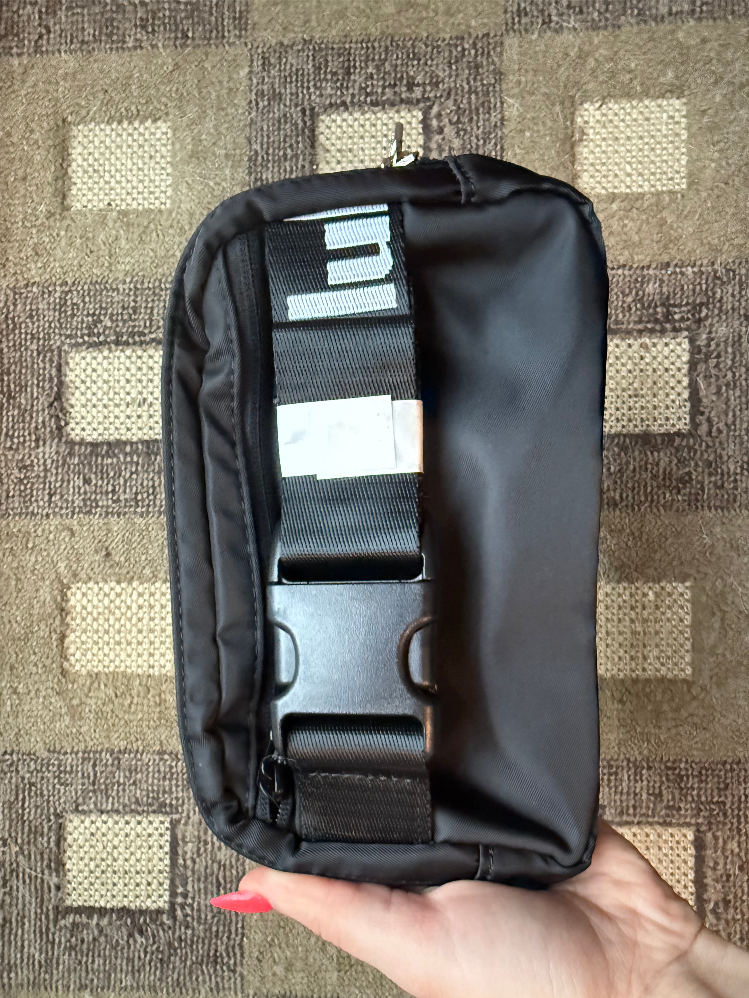 Lululemon everyday belt bag