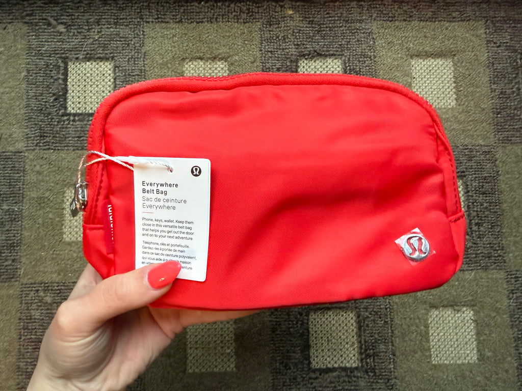 Lululemon everyday belt bag